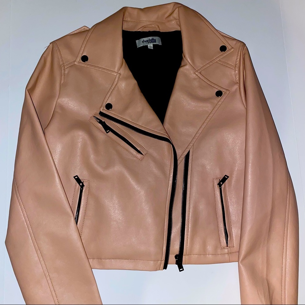 Charlotte Russe, Size L, Pinkish Tan